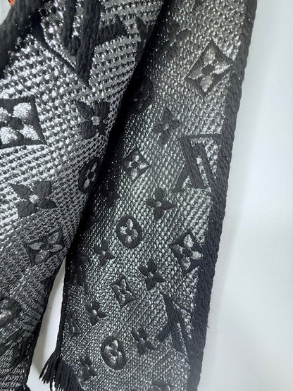 Louis Vuitton Monogram Wool Blend Scarf – Black & Silver