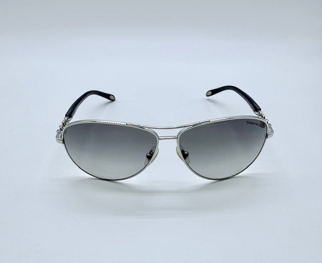 Tiffany & Co. Aviator Sunglasses – Silver Chain-Link Arms, Grey Gradient Lenses