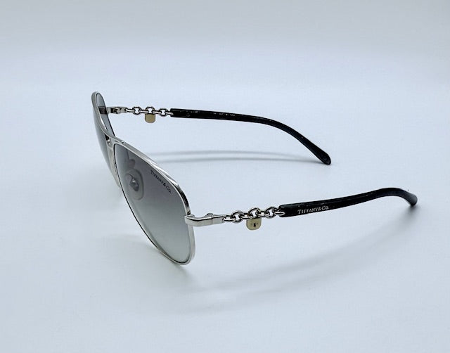 Tiffany & Co. Aviator Sunglasses – Silver Chain-Link Arms, Grey Gradient Lenses