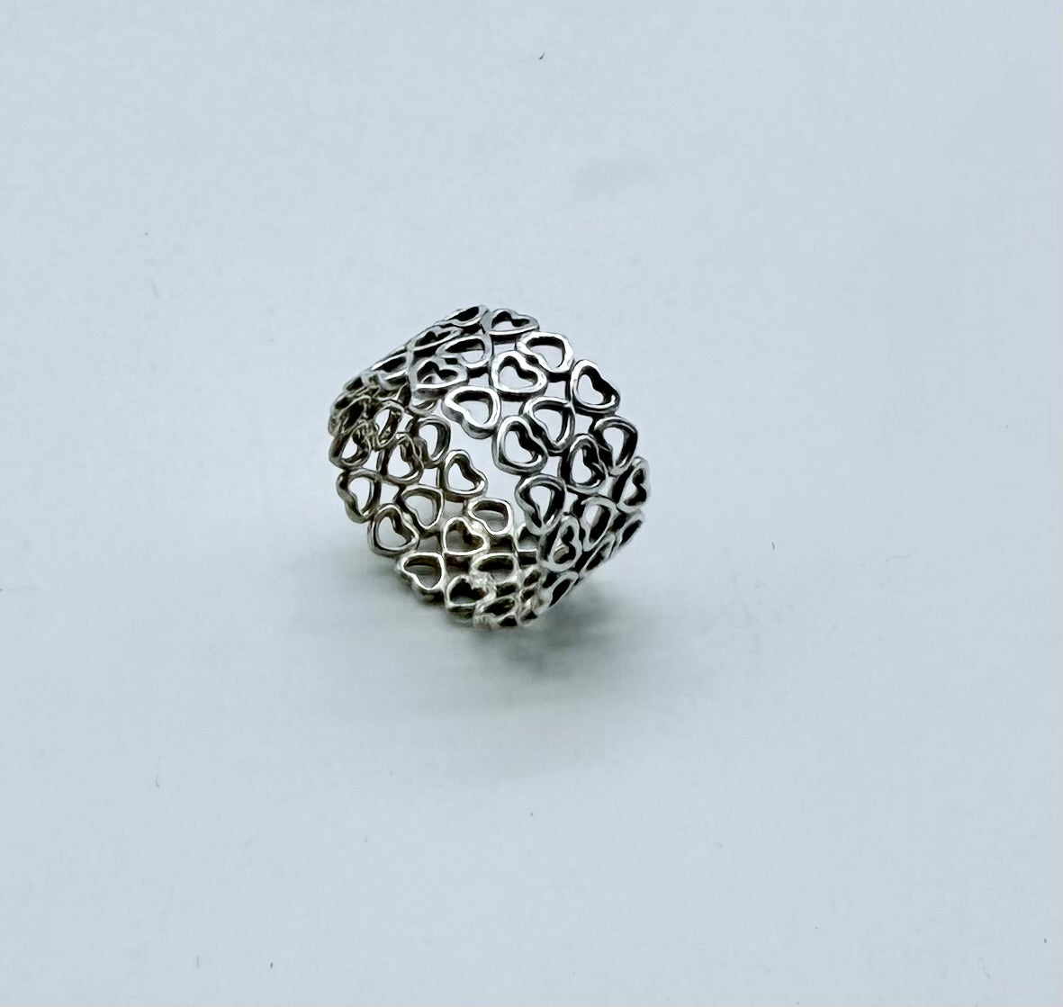 Tiffany & Co. Paloma Picasso Loving Hearts Band