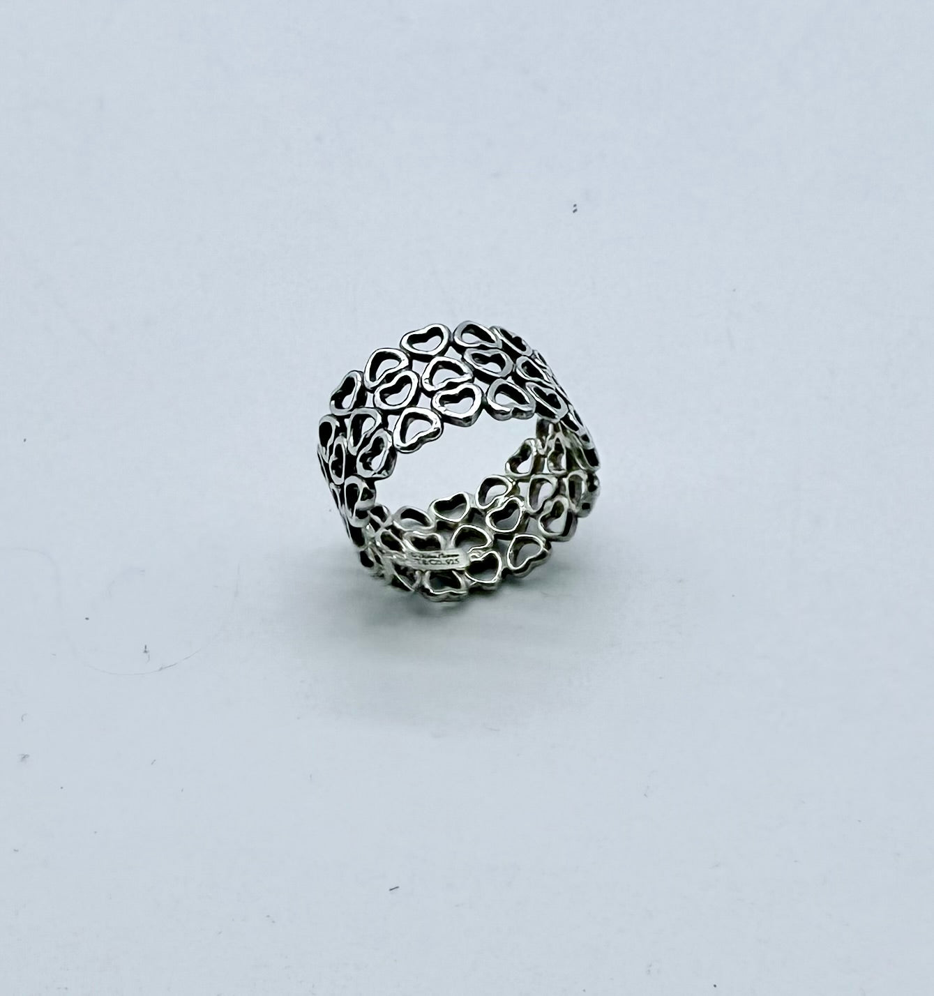 Tiffany & Co. Paloma Picasso Loving Hearts Band