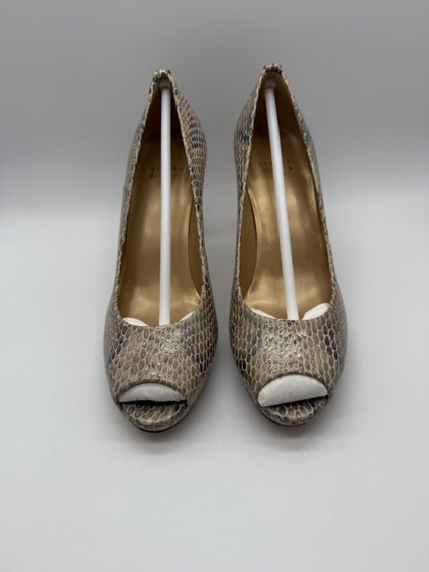 Stuart Weitzman Snakeskin Embossed Peep Toe Heels Women's Size 8