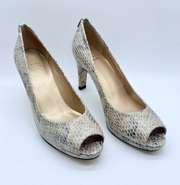 Stuart Weitzman Snakeskin Embossed Peep Toe Heels Women's Size 8