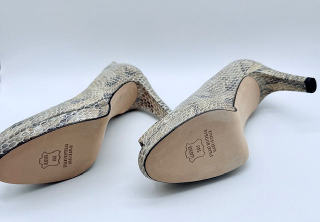 Stuart Weitzman Snakeskin Embossed Peep Toe Heels Women's Size 8