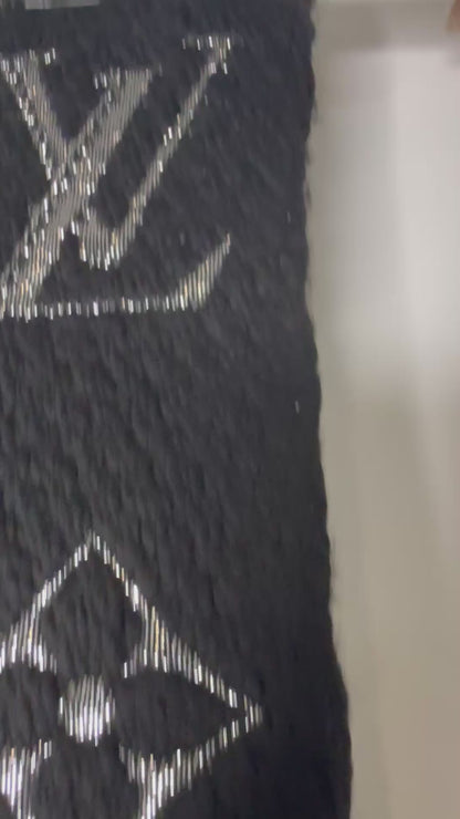 Louis Vuitton Monogram Wool Blend Scarf – Black & Silver